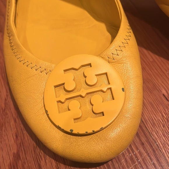 Tory Burch bright yellow ballet styled flats size 7 - Picture 3 of 16